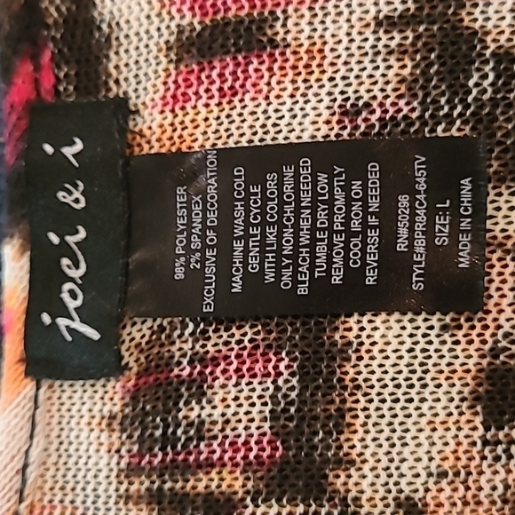 JOEI & I Boho Style Short Sleeved Knit Top, String Tassle Fringe Detail, Large - Picture 7 of 10